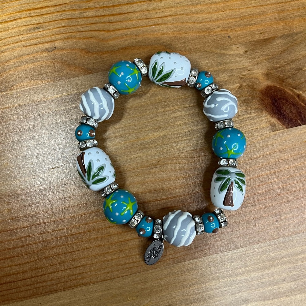Kate & Macy palm tree vista hand painted ceramic and acrylic bead bracelet - Picture 3 of 7